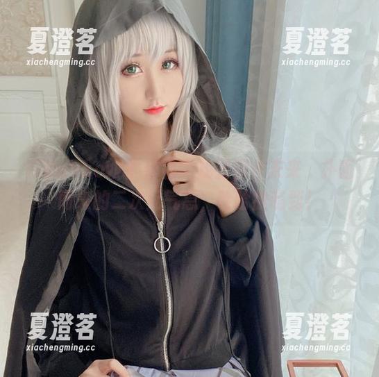 在KuukoW的作品中找到初音未来，扑面而来的二次元气息，哈哈被萌到！