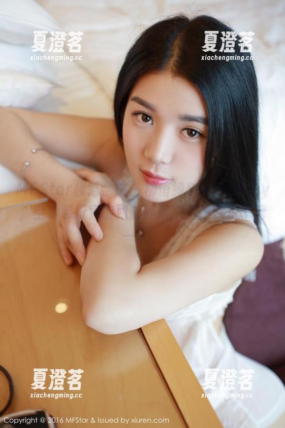 MFStar模范学院-柳侑绮Sevenbaby MFStar模范学院 - 柳侑绮Sevenbaby,空姐装扮竟能如此养眼,免费照片了解一下?