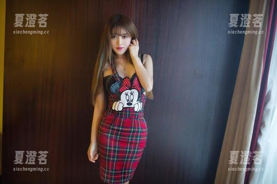 TuiGirl推女郎 - 安沛蕾，泳衣种草专家，这组写真让人诧异的是，她的身材比我期待的还更“好看”。