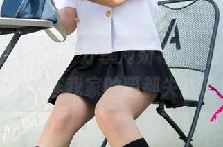 UGirls尤果网 – 分享周妍希的女孩写真，细腻得连我家的猫都失态了！