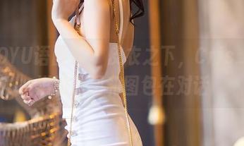 XIAOYU语画界 – 皮衣之下，Cris_卓娅祺的原图和图包在对话