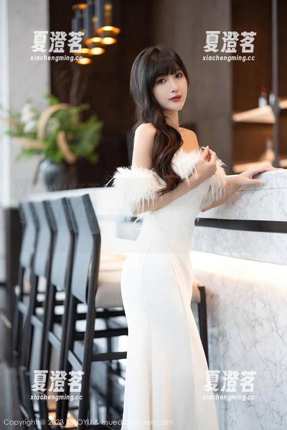 XIAOYU语画界 - 美图集锦：看杨晨晨sugar驾驭红裙，套图里竟然藏了个小惊喜！
