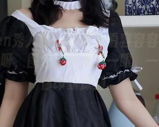 Xiuren秀人网 – 不要小看容容容Alice的制服呀，图包趁早来瞄一眼，一定会让你印象深刻。