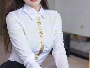 Xiuren秀人网 – 就是阿朱啊强势来袭，渔村主题免费套图，真的是不愧为海边的扶贫大使。