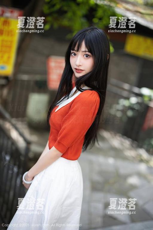 Xiuren秀人网 - 原图一览：白微Sera修女，优雅与挑衅的精妙结合
