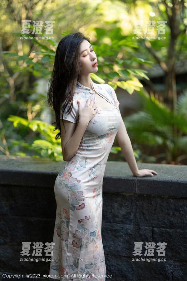 Xiuren秀人网 - 棉袜写真上线了！陈以二这次又在玩什么花样？居然让我停下了滚动的手指。