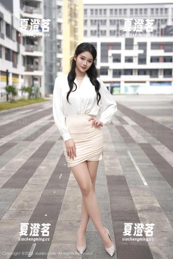 Xiuren秀人网-顾乔楠 Xiuren秀人网 - 顾乔楠定制写真:黑短裙白衬衫,谁说秘书不能有自己的风格?