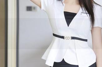 Xiuren秀人网 – 龙籹cool的礼服，原图外带一丝俏皮！图册请入