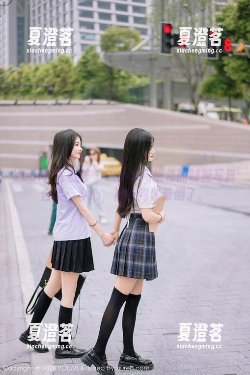 YouMi尤蜜荟 - Carol周妍希的制服写真合集：小心，被萌到要晕倒了。
