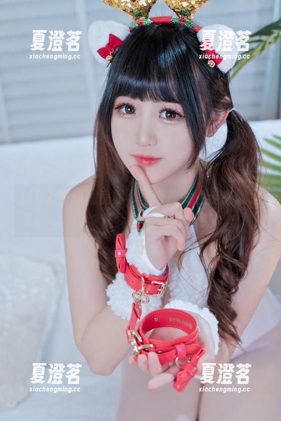 Miko酱的私房照，圣诞魔女的姿态像是从梦里走来！