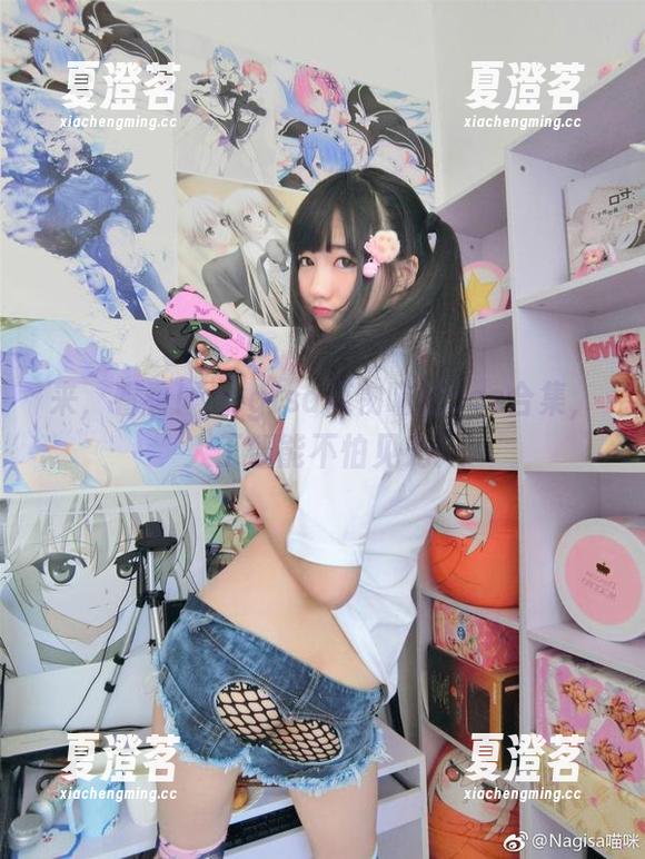 来，看看！nagisa魔物喵的cos合集，人工智能不怕见光！