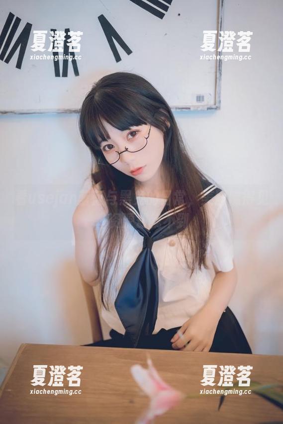 看usejan蓝蓝与黑兔的日常，美图瞧得见，资源却找不到