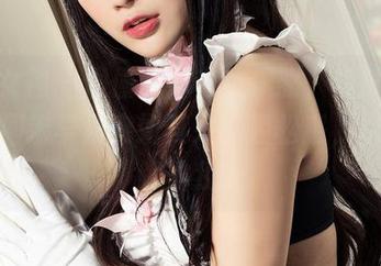 克拉女神 – 僮僮和那套体操服，竟然给我一种周末早晨突如其来的轻松感，求原图解救我。