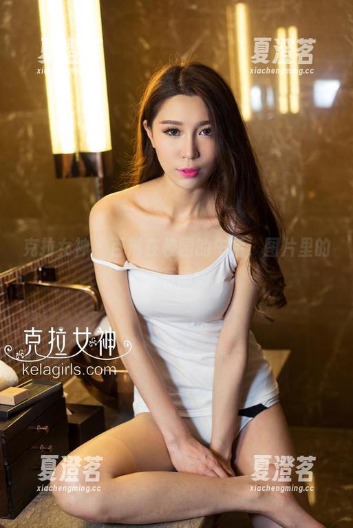 克拉女神-百琳 克拉女神 - 百琳在校园的午后,图片里的风有点懒
