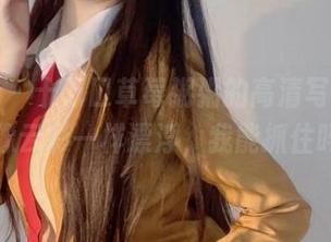 微密圈 – 十万口草莓粥粥的高清写照，秘密像云彩一样漂浮，我能抓住吗？
