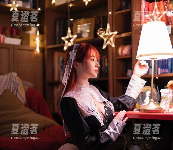 直接被叉子宝宝的黑丝写真征服，最新作品值得一看。