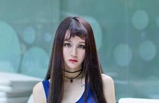嗲囡囡 – 周于希的白裙，高清原图里暗藏的小心机，真耐人寻味