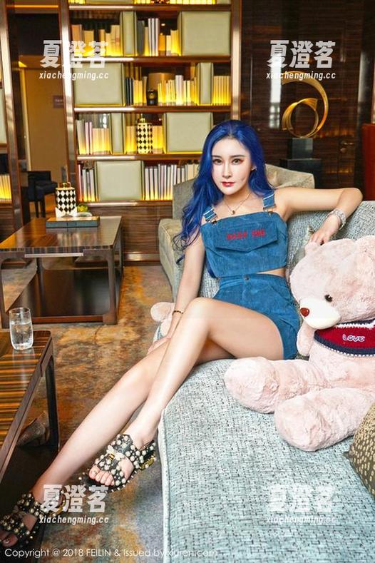 嗲囡囡 - 在线芷儿Momoko：红裙外加迷人的大招，就是这么简单！