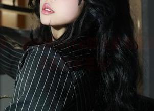 短暂的停留，奈汐酱Nice的美脚免费资源唤醒脑海里的小想法！