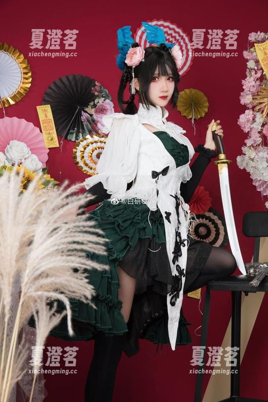 高清？我觉得长腿才是焦点，妖君白研的照片有点过于真实了吧。
