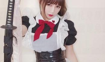 免费套图公布！小仓千代w化身黛朵礼服女神，仿佛在说：“快来，我是免费试衣间的小妖精！”