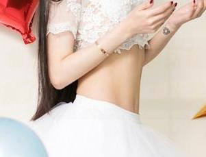 尤果网 – 仙妮黑色图册，最新款“我是不是瘦了10斤”的合照大赏！