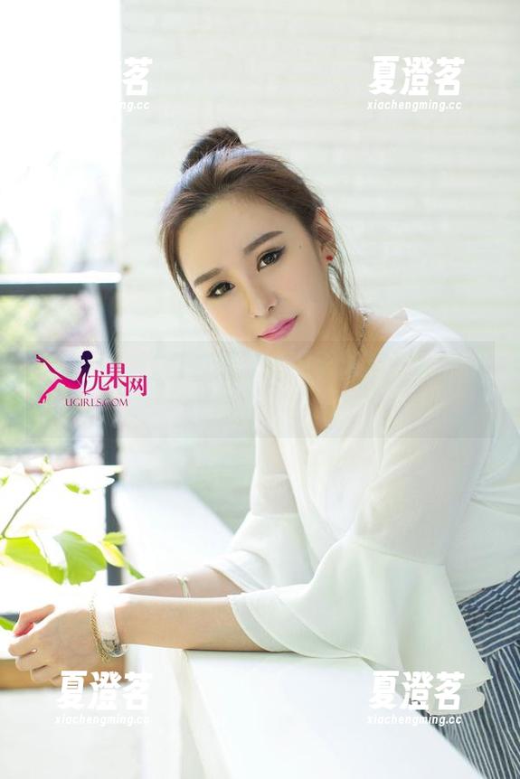 尤果网 - 写真时光：郭婉祈带你领略纯白的简约哲学。