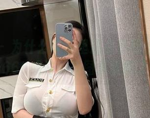 微密圈 – 为什么单反里这么多黑丝？问问左公子666或许他在图集里藏了答案！