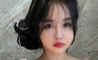 微密圈 – 女神照里的张鑫baby：真要是我也能这样，我一定要带上面具出门