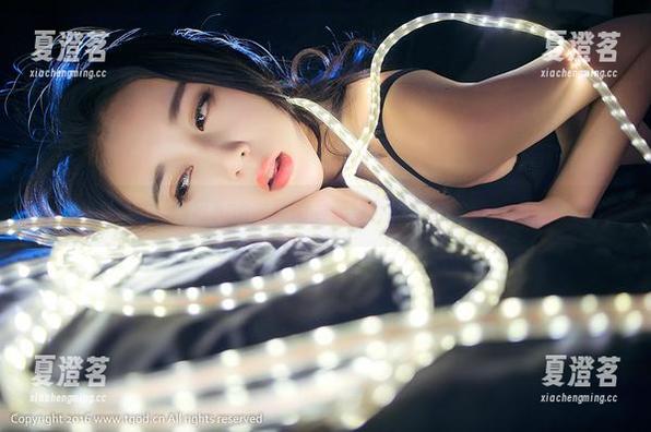 推女神 - 这组Ann尤美的毛衣写真，更新的意义何在？