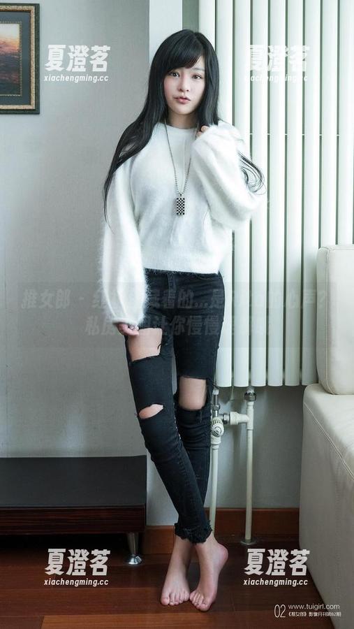 推女郎 - 红裙里藏着的...是Rita的心声？私房美图让你慢慢理解哦