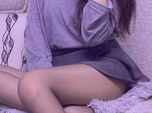 微密圈 – 被提袜少女的私拍‘围攻’，这个女孩真有两把刷子，资源请自取！