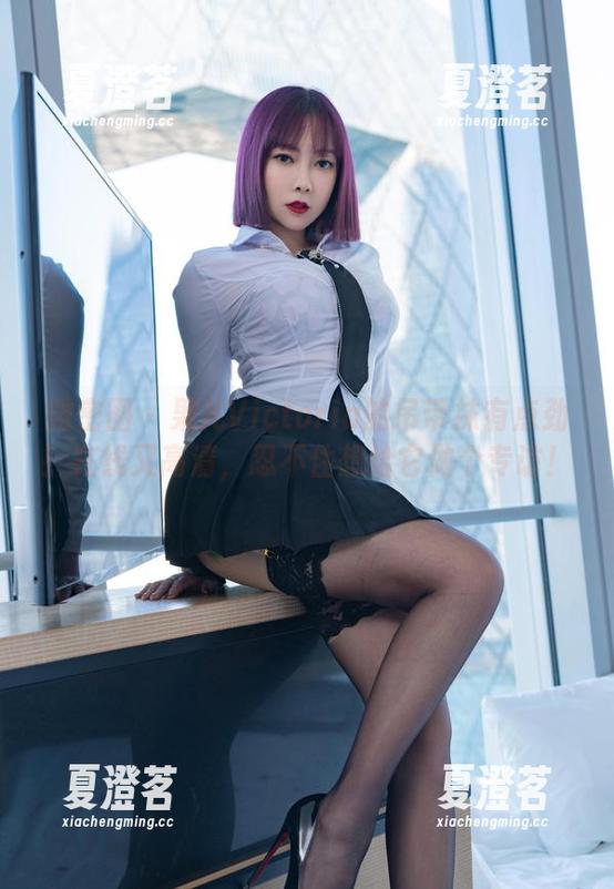 微密圈 - 果儿Victoria的吊带袜有点劲！在线又高清，忍不住想给它做个专访！