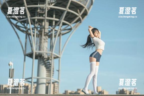 桜井宁宁的免费照片，JK的秘密在热蜡里流连。