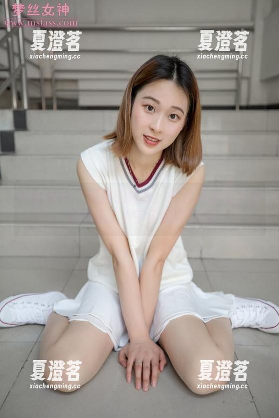 梦丝女神 - 倾斜的蚊香：乔儿私拍的天台，居然成了小宇宙的实验场！