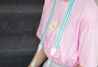 梦丝女神 – 美图快递：花月舞的白丝照，真让人捉摸不透