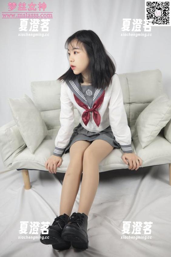 梦丝女神 - 莹仙女在PINK作品中沉醉，那抹鲜亮的颜色就像糖果，一口一口都甜。