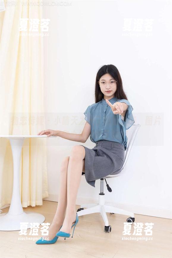 物恋传媒 - 小晴天发来了制服合集，图片中有你心仪的样子吗？