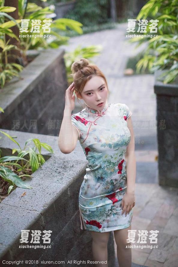 秀人网 - 倒逼自己去翻sibyl是女巫的私拍，图包里的视角有点意思哦。