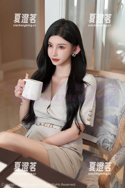 秀人网 - “纯白”真好，安然maleah的免费作品，堪比流星划过天际的美妙！