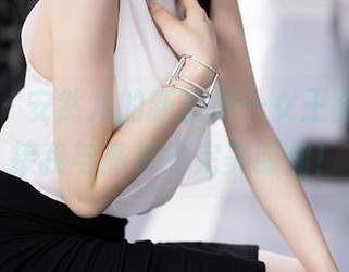 秀人网 – 安然儿的新资源—女王图集，连接我与高贵的完美时刻！