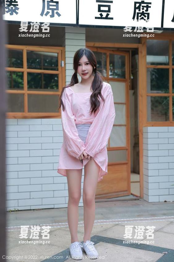 秀人网 - 小蛮妖的制服写真，真的好想一试！