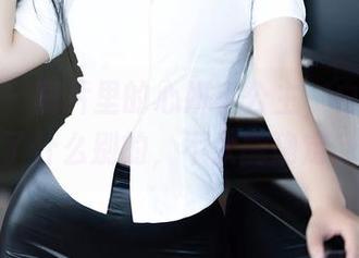 秀人网 – 图片里的心妍小公主，白丝穿成了什么别的，不太能确定。