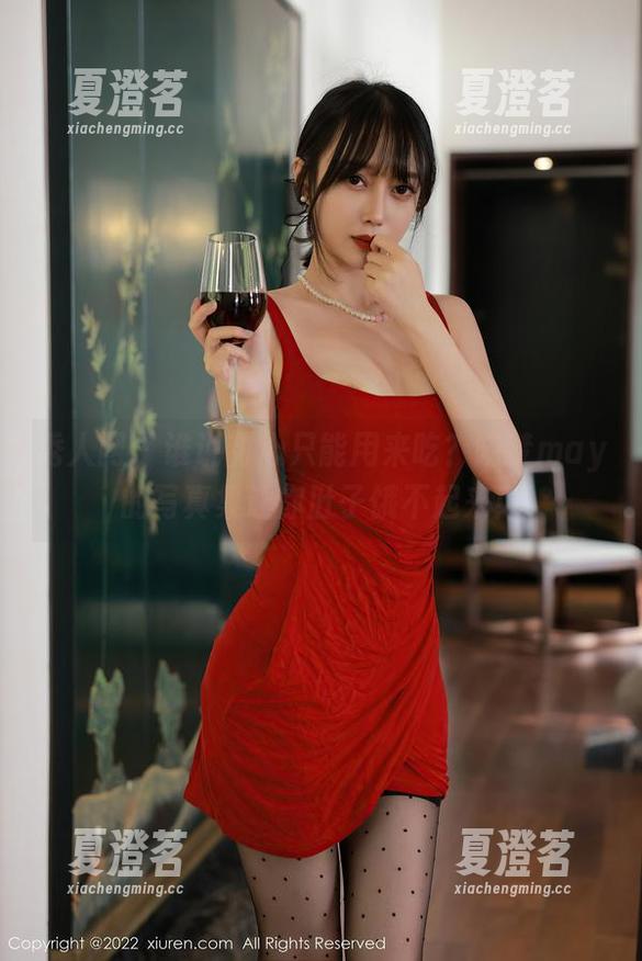 秀人网-晓梦may 秀人网 - 谁说甜心只能用来吃?晓梦may的写真集让你肚子饿不起来!