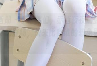 稚乖画册 – 小伙伴们，赤西夜夜最新双人套图闪亮登场，快来比赛谁的想象更丰富！