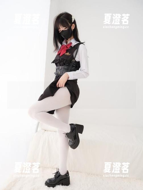 紧急企划 - 小恩的校服高清分享，校园青春从未这么美好过！