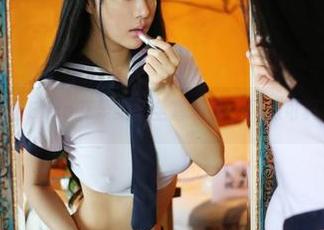 美媛馆 – 看看Ellie艾栗栗的全套写真，网袜可真是个状况啊