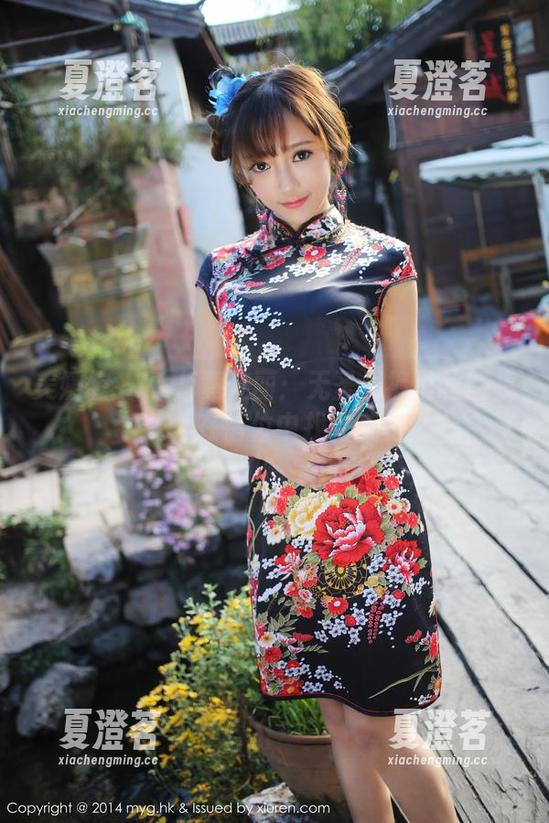 美媛馆 - Yuli黄佳丽：无圣光裤里丝图集，在错位中找到美