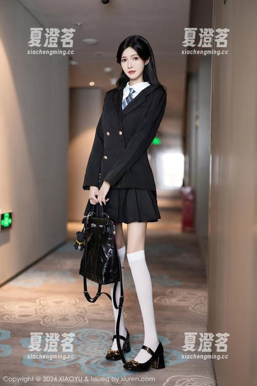 语画界 - 吊带与潮流，徐莉芝作品集任你下载！