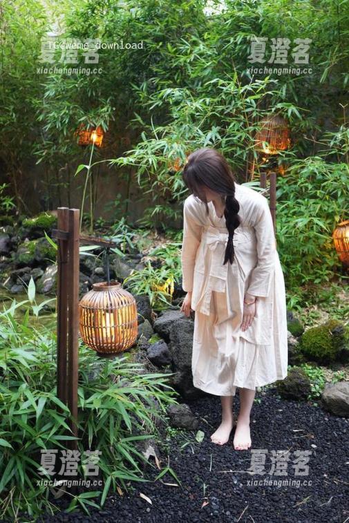 微密圈 - 俩兔子好会玩！轩子巨二兔的妲己写真更新啦！